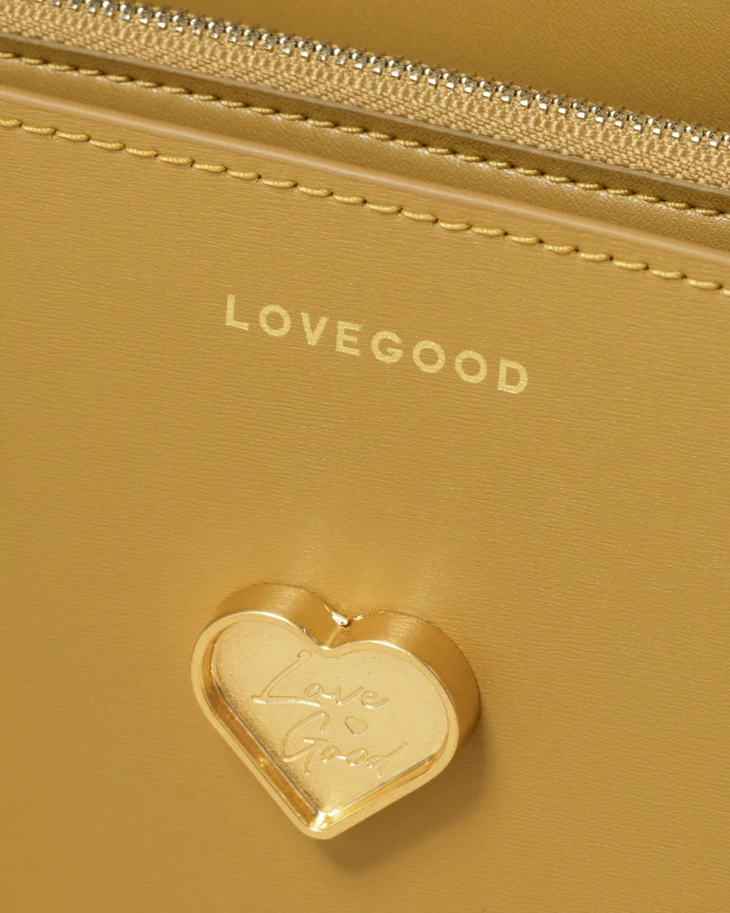 กระเป๋าหนังแท้ LoveGood