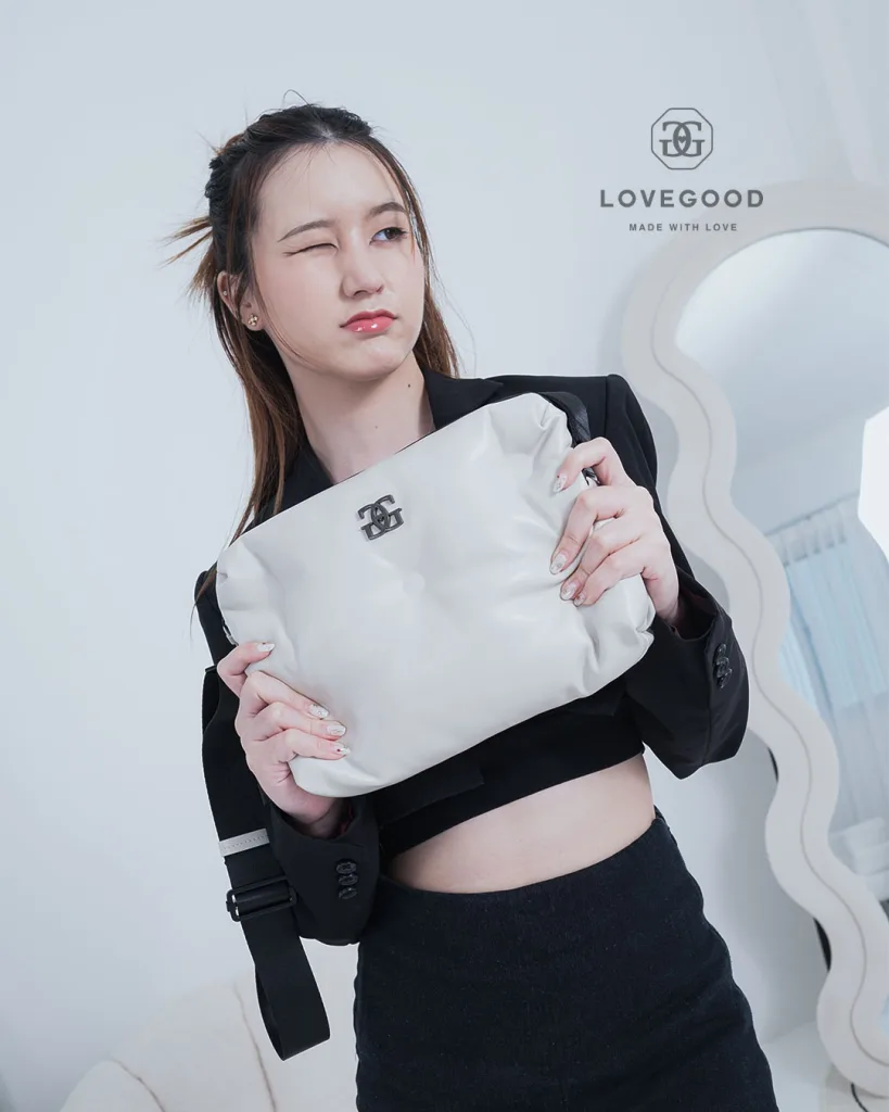กระเป๋าหนังแท้ LoveGood