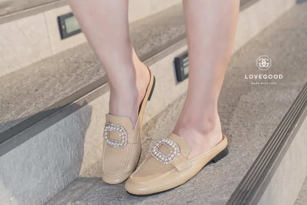 รองเท้าหนังแท้ LoveGood