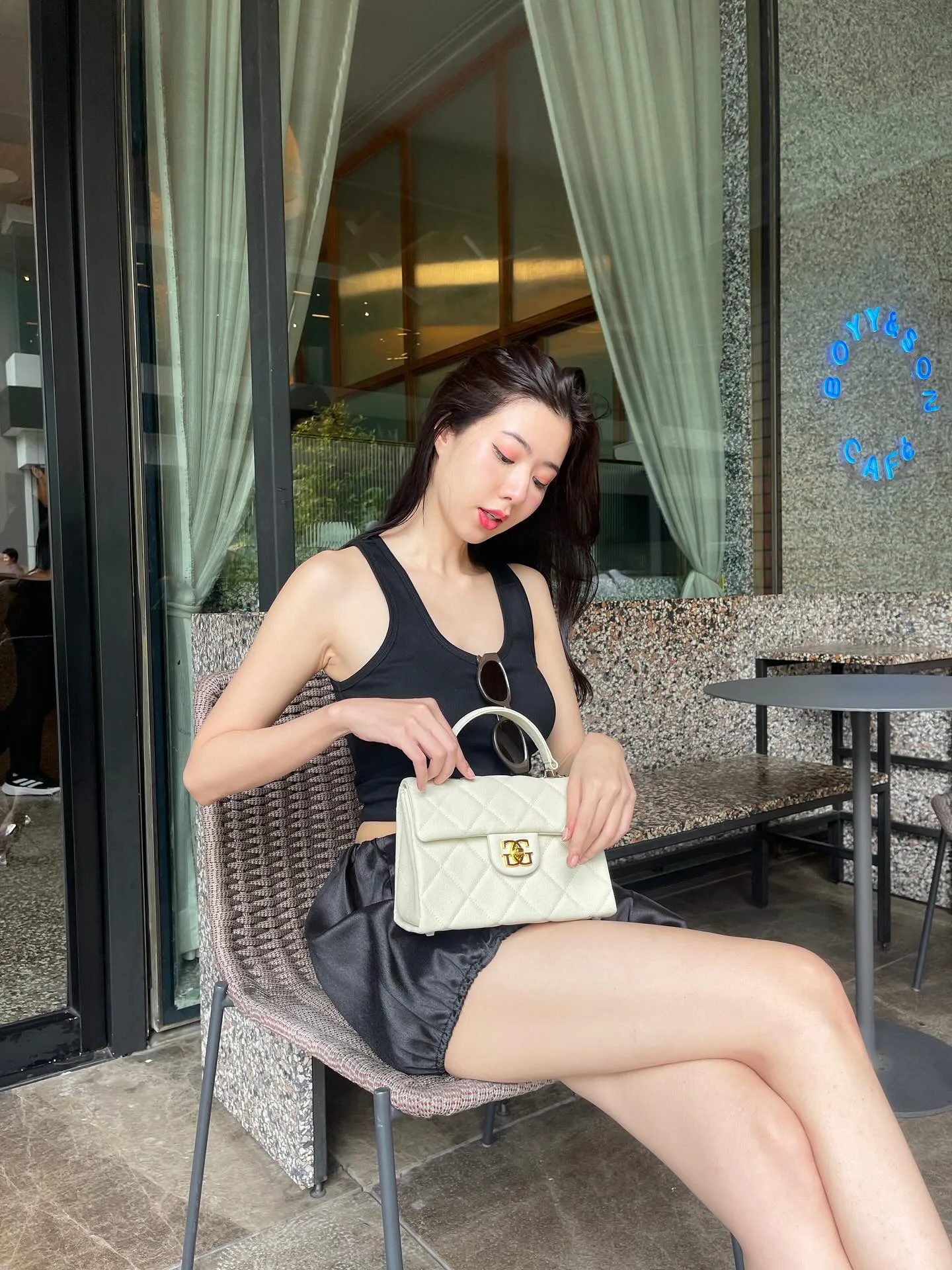 กระเป๋าหนังแท้ LoveGood